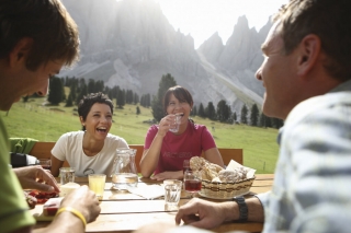 pranzo in rifugio d'estate